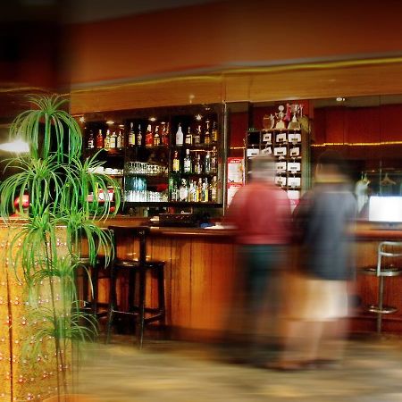 Bbb Inn Bangkok Bagian luar foto